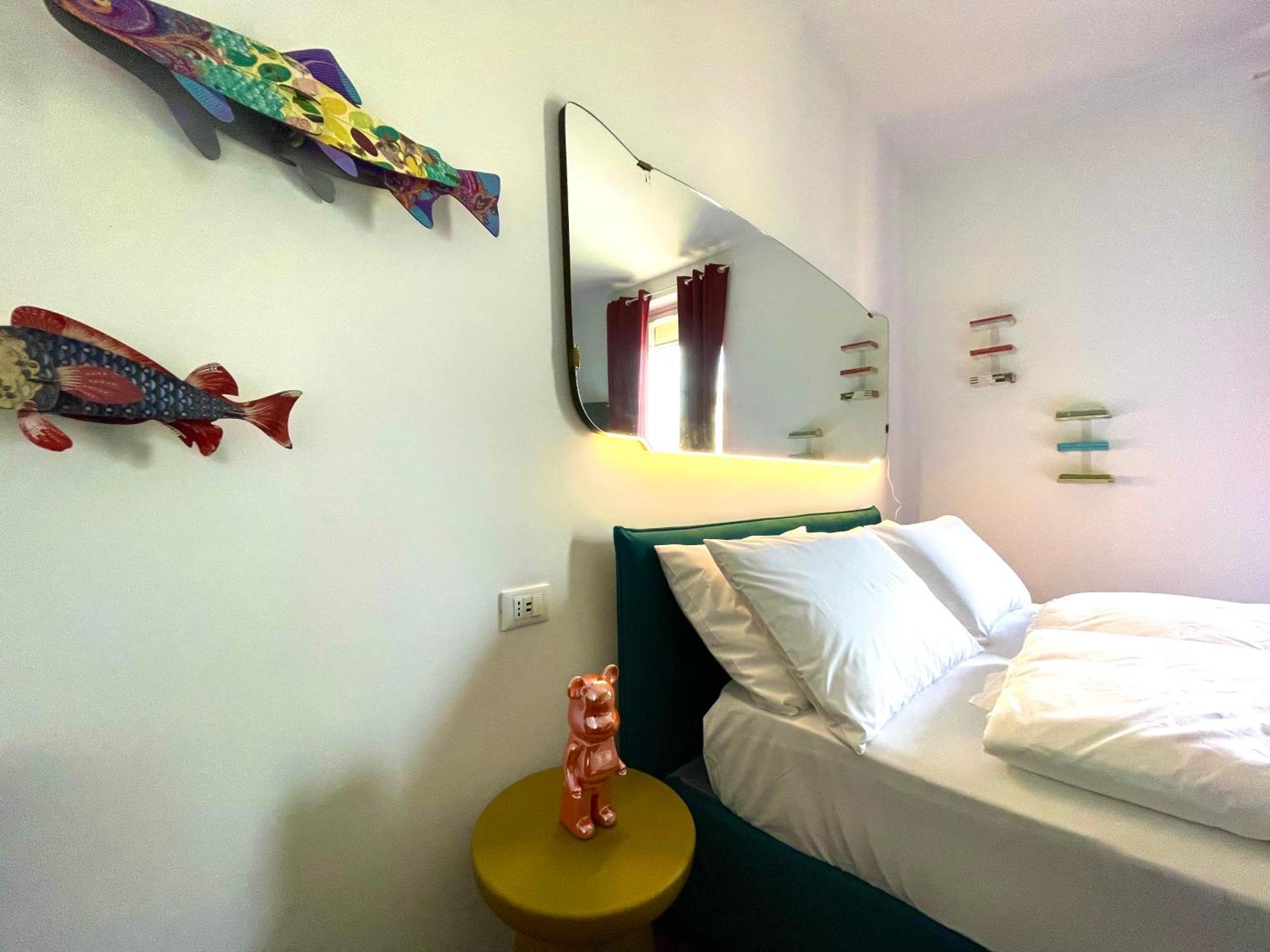 149 Borgo Ticino Suite Attico Di Lusso Con Terrazzo E Parking Privato Павия Екстериор снимка