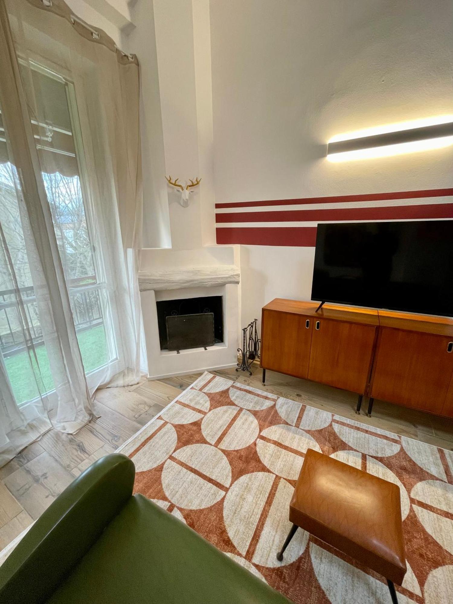 149 Borgo Ticino Suite Attico Di Lusso Con Terrazzo E Parking Privato Павия Екстериор снимка